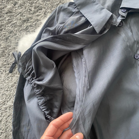 By Andrin Charcoal Button-Up Shirt - Picture 3 of 6